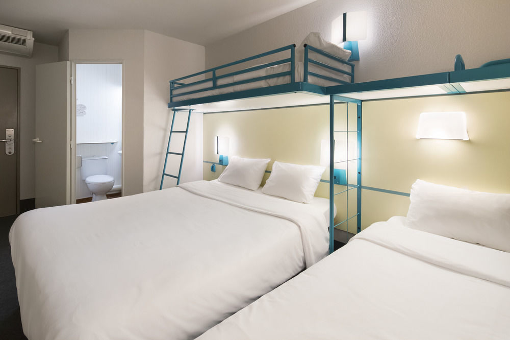 B&B Hotel Poitiers 1 Futuroscope Шасней дю Пуату Екстериор снимка