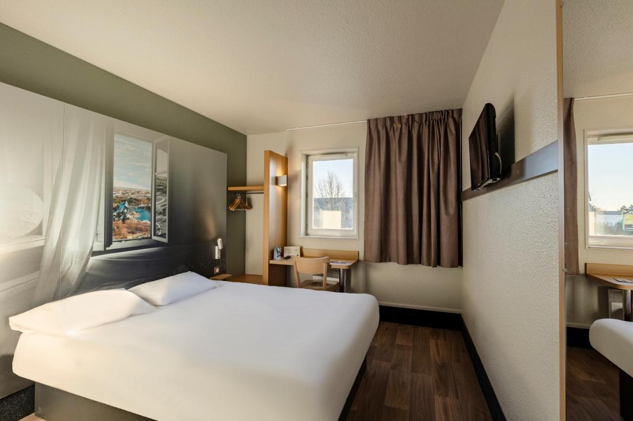 B&B Hotel Poitiers 1 Futuroscope Шасней дю Пуату Екстериор снимка